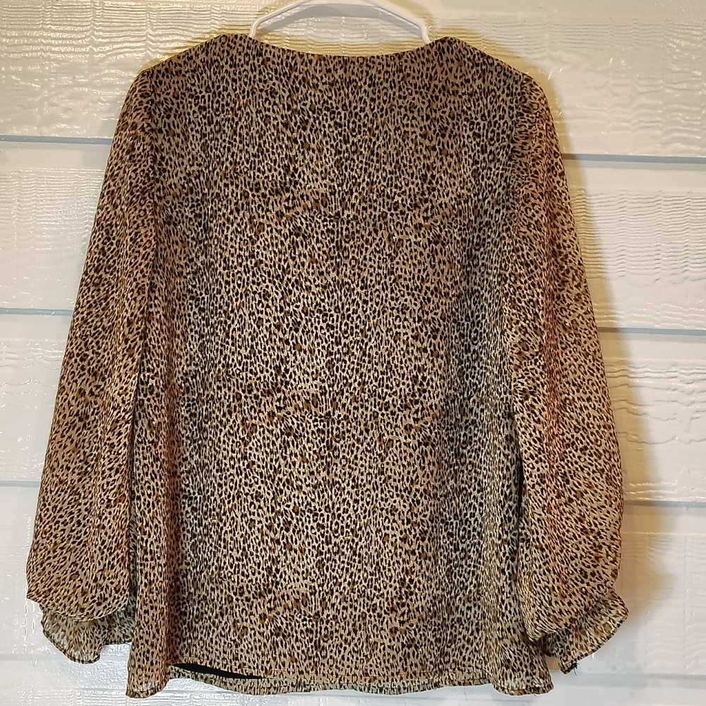 Vince Camuto Top Womens M Brown Ruffle Leopard Print Smock Sleeve Maximalist - Picture 8 of 8